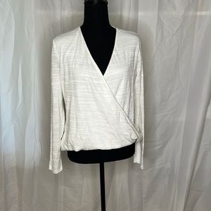 June & Hudson White Wrap Top size Small